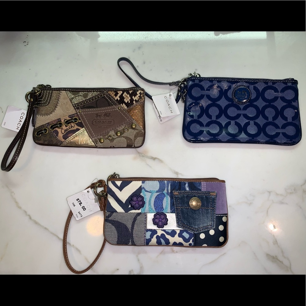 Coach Wristlets (READ ITEM DETAILS)